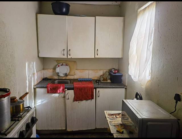 3 BEDROOM HOUSE FOR SALE IN PROTEA GLEN EXT